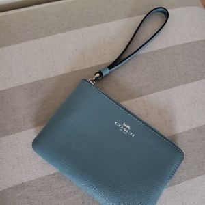 New coach wristlet